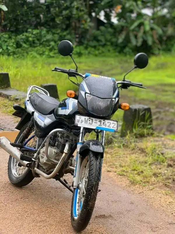 Bajaj CT-100 2010 Motorbike (Used)