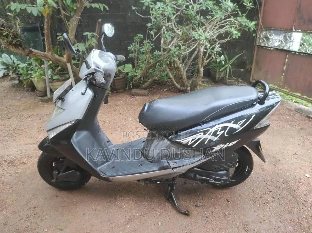 Honda Dio 2009 Motorbike (Used)