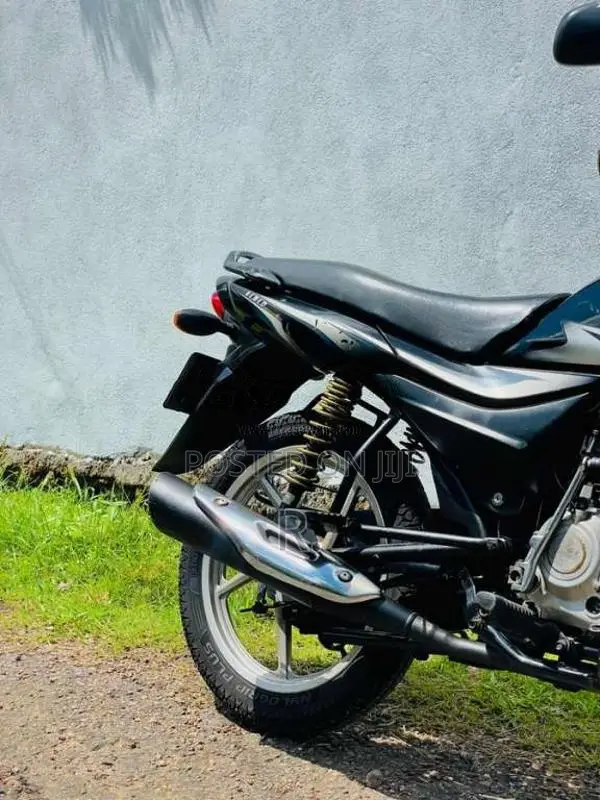 Bajaj Platina 2016 Motorbike (Used)