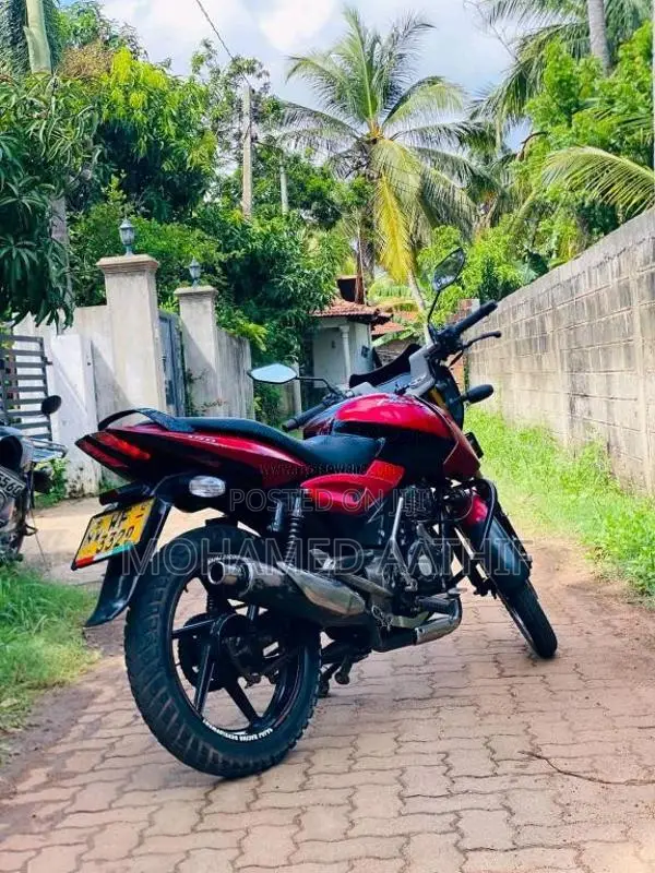 Bajaj Pulsar 150 2010 Motorbike (Used)