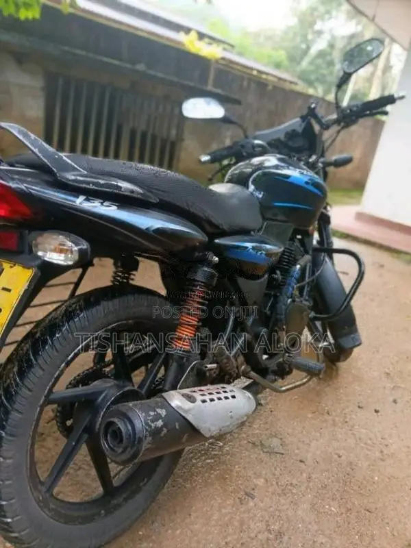 Bajaj Discover 135 2008 Motorbike (Used)