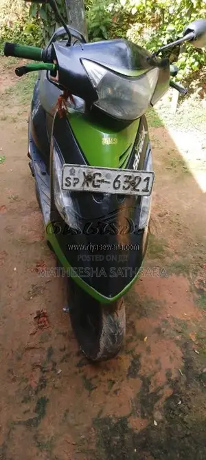 TVS Scooty Streak 2011 Motorbike (Used)