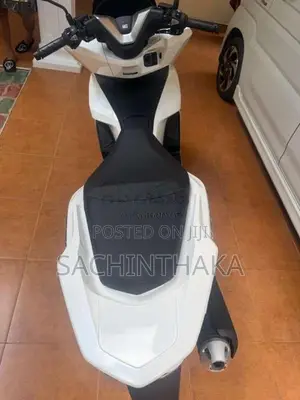 Honda Pcx 160 2025 Motorbike Brand New