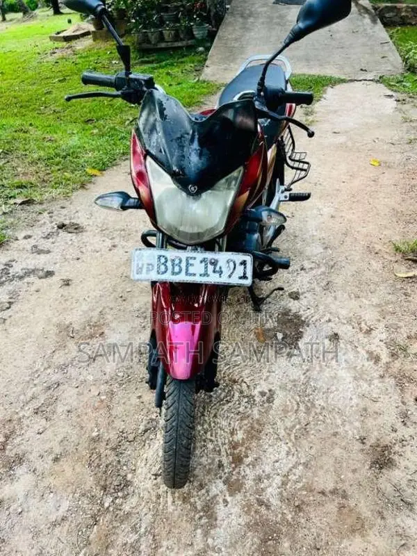 Bajaj Discover 2015 Motorbike (Used)