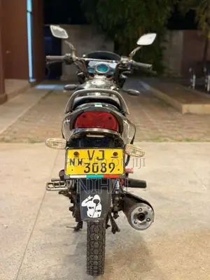 Hero-Honda Glamour 2010 Motorbike (Used)