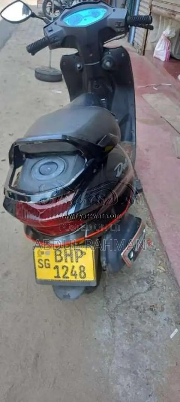 Hero DUET LX 2016 Motorbike (Used)