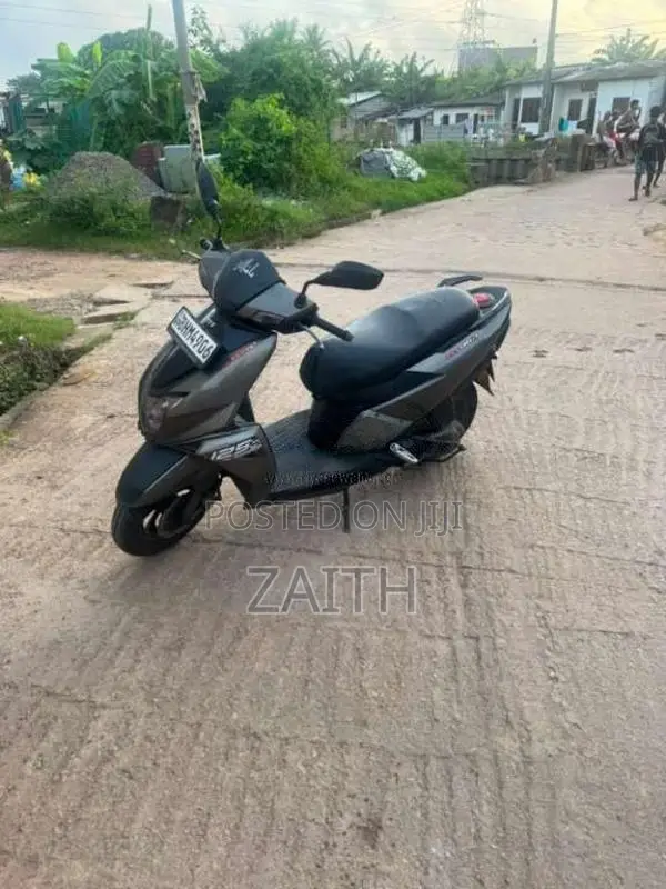 TVS Ntorq 2018 Motorbike (Used)