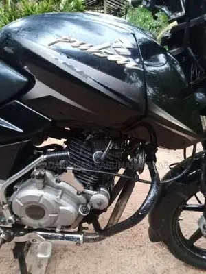 Bajaj Pulsar 2015 Motorbike (Used)