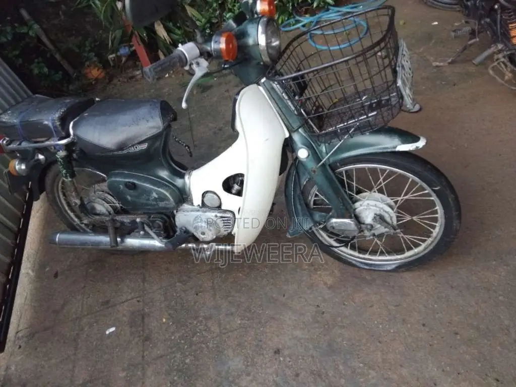 Honda Super Cub 2005 Motorbike (Used)