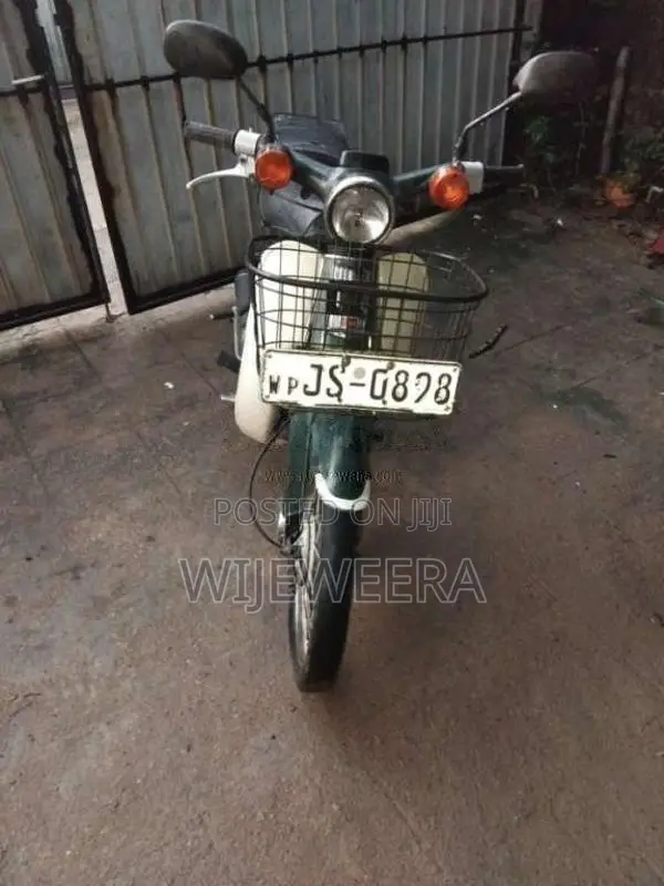 Honda Super Cub 2005 Motorbike (Used)