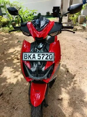Hero Zoom 2025 Motorbike (Used)