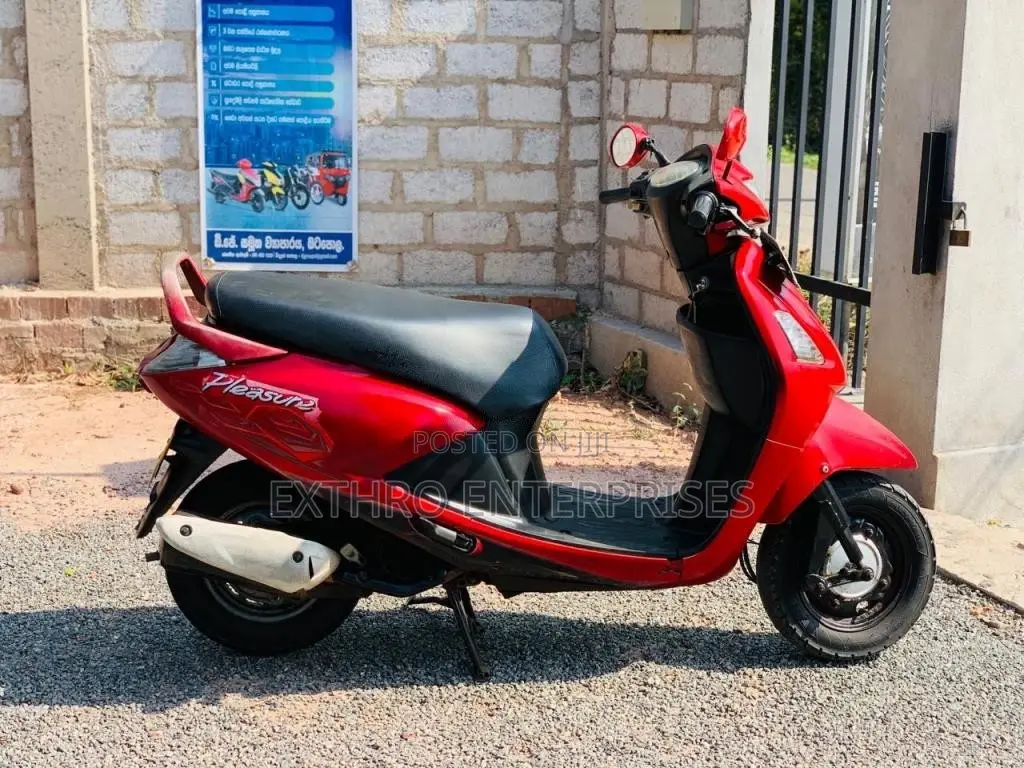 Hero Pleasure 2012 Motorbike (Used)