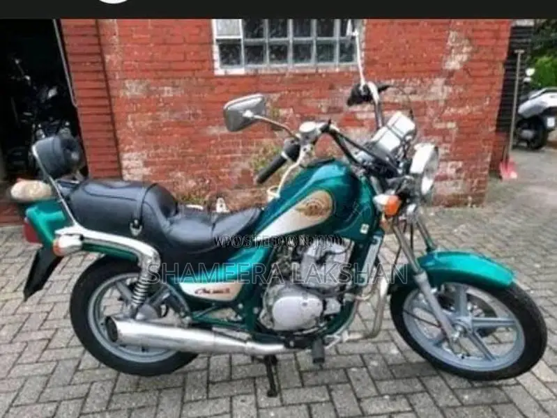 Hyundai Hyosung Cruise 2000 Motorbike (Used)