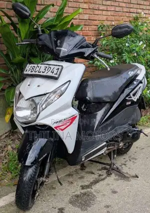 Honda DIO 2015 Motorbike (Used)