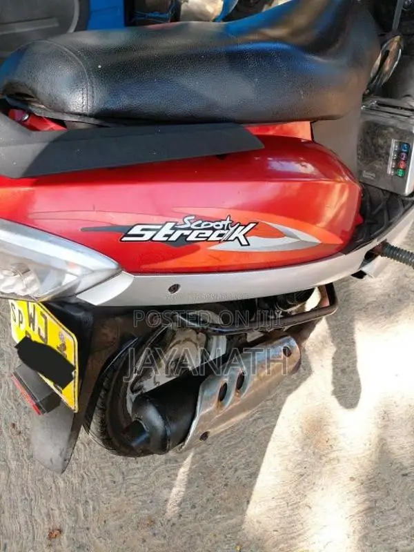 TVS Scooty Streak 2011 Motorbike (Used)