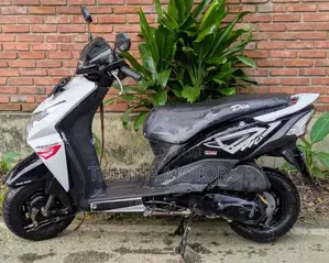 Honda DIO 2015 Motorbike (Used)