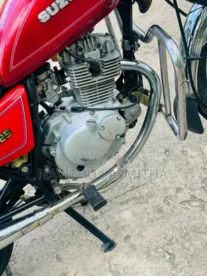Suzuki GN125H 2005 Motorbike (Used)