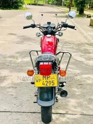 Suzuki GN125H 2005 Motorbike (Used)