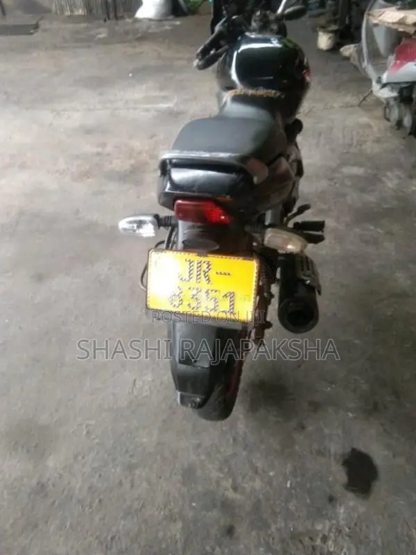 Bajaj Pulsar 180 2004 Motorbike (Used)