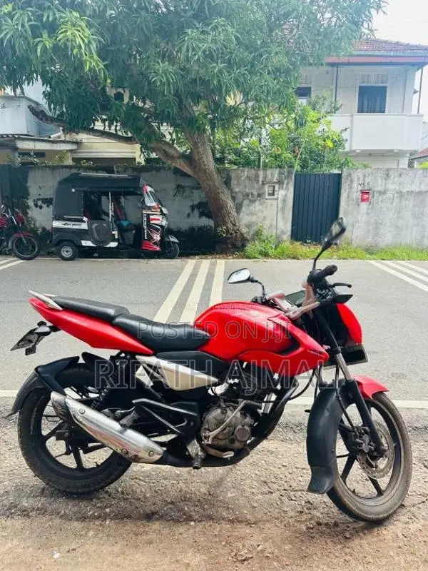 Bajaj Pulsar 2011 Motorbike (Used)