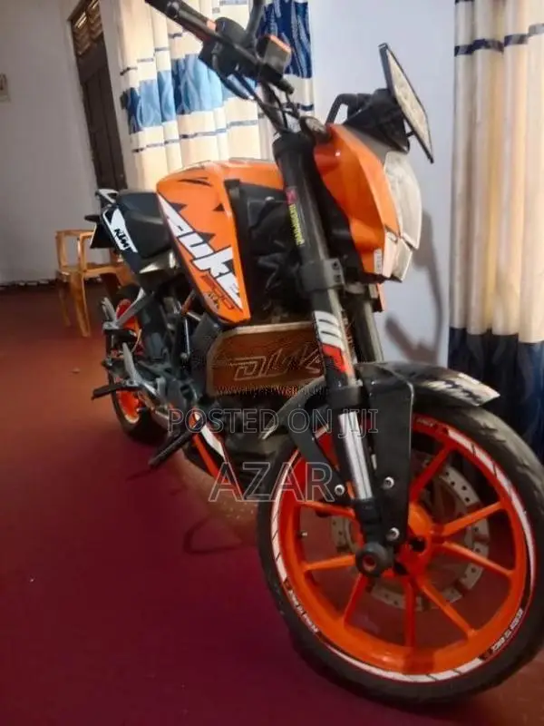 KTM Duke200 2018 Motorbike (Used)