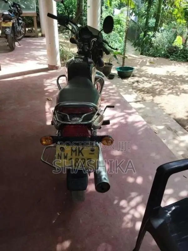 Bajaj CT-100 2005 Motorbike (Used)