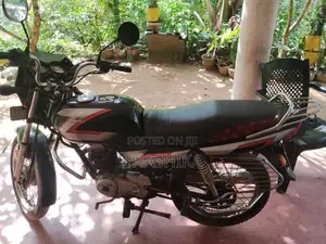 Bajaj CT-100 2005 Motorbike (Used)
