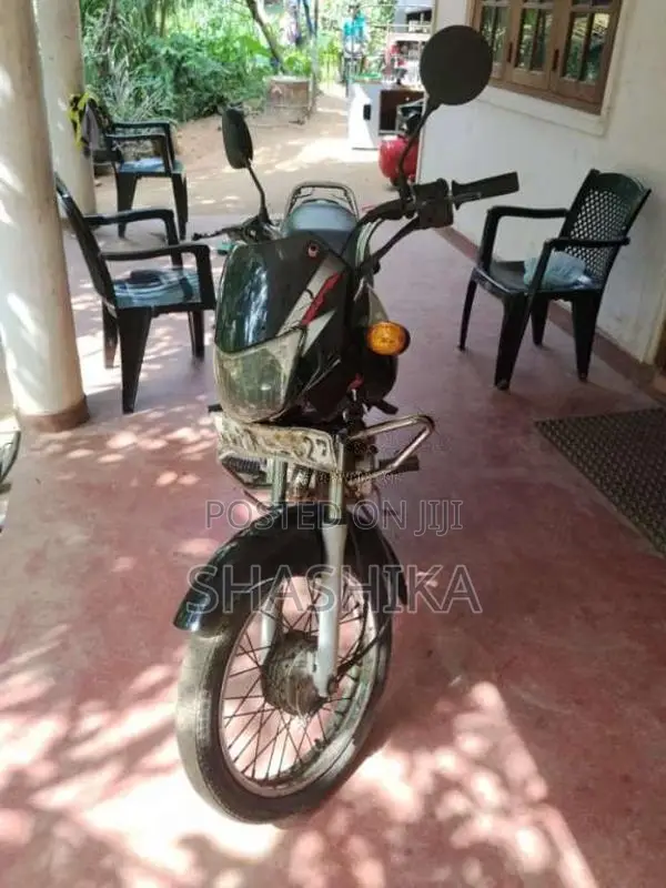 Bajaj CT-100 2005 Motorbike (Used)