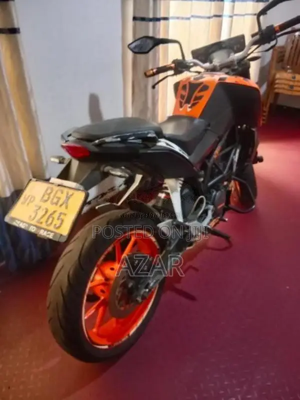 KTM Duke200 2018 Motorbike (Used)