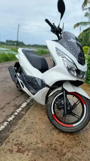 Honda Pcx 125 2017 Motorbike (Used)