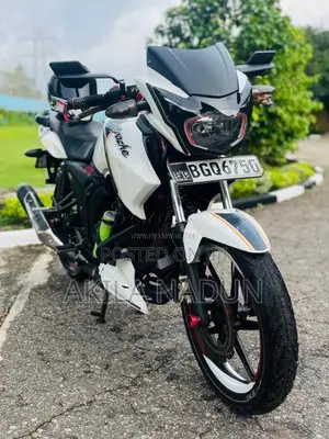 TVS Apache V2 2019 Motorbike (Used)