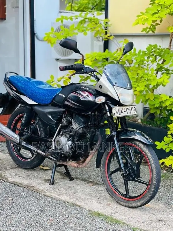 Bajaj Platina 2010 Motorbike (Used)