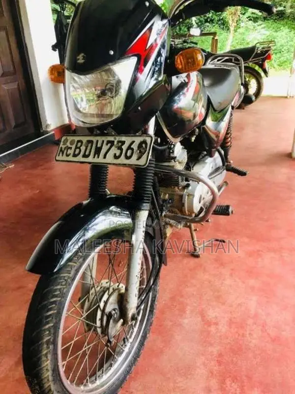 Bajaj CT-100 2016 Motorbike (Used)