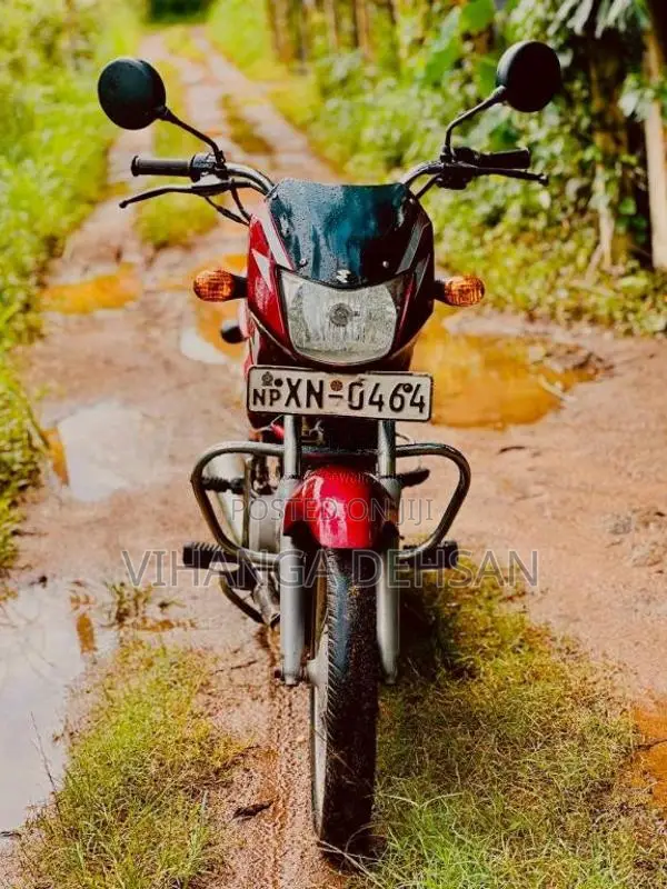 Bajaj CT-100 2012 Motorbike (Used)