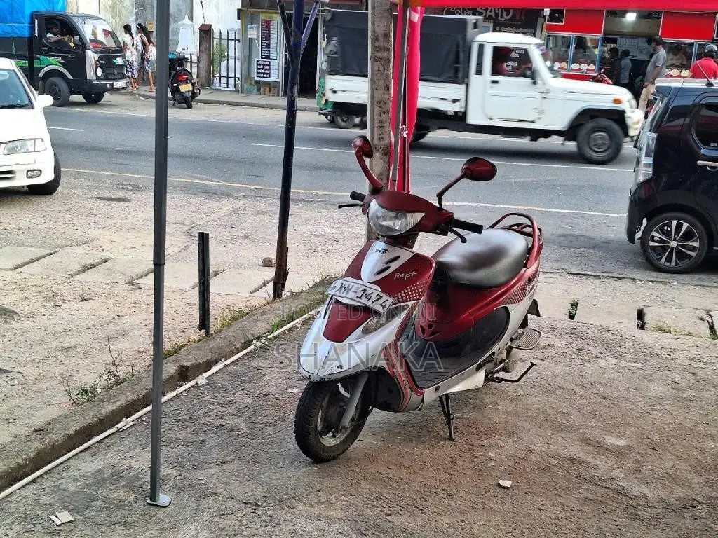 TVS Scooty Pep 2012 Motorbike (Used)
