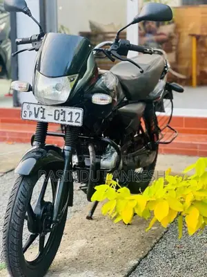 Bajaj Platina 2010 Motorbike (Used)