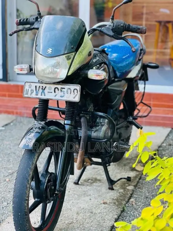 Bajaj Platina 2010 Motorbike (Used)