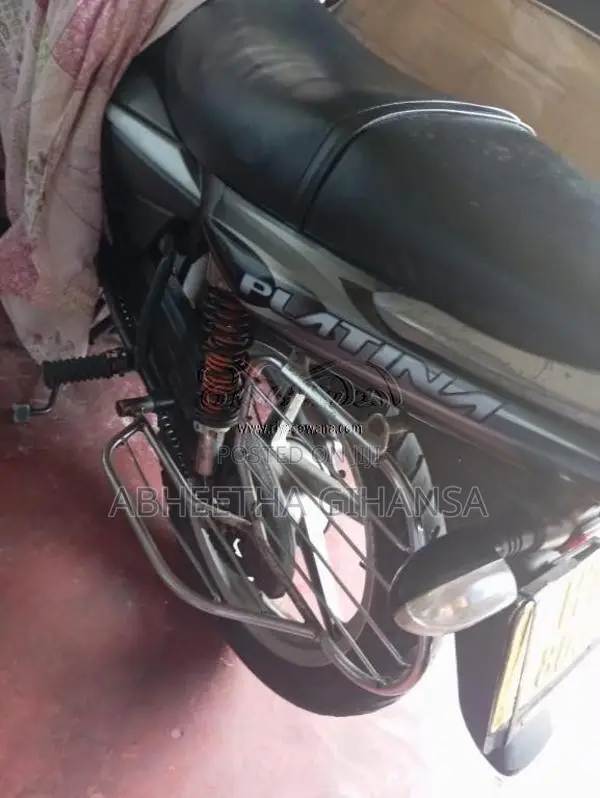 Bajaj Platina 1997 Motorbike (Used)