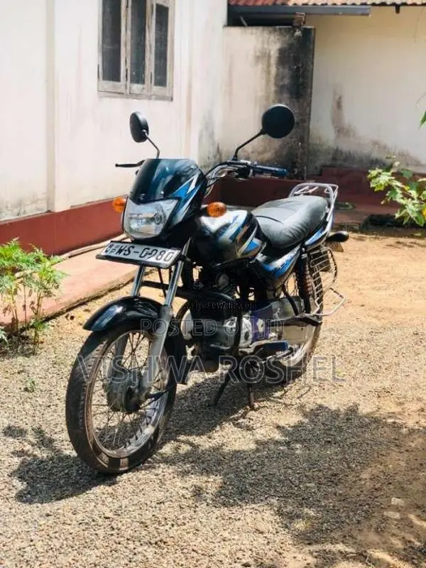 Bajaj CT-100 2011 Motorbike (Used)