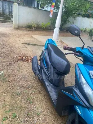 Yamaha Ray Z 2015 Motorbike (Used)