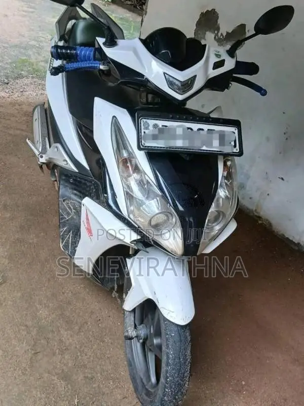 Honda Wuyang 2016 Motorbike (Used)