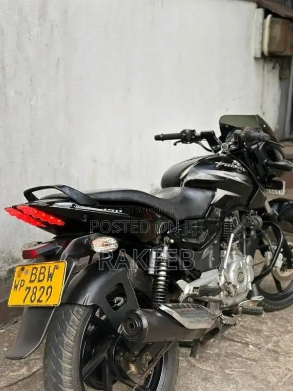 Bajaj Pulsar 150 2015 Motorbike (Used)