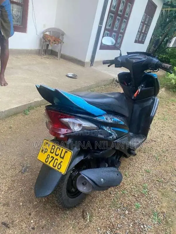 Yamaha Ray Z 2015 Motorbike (Used)