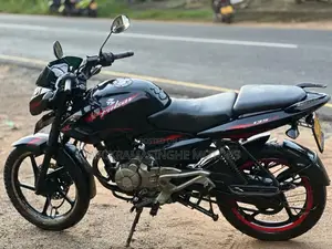 Bajaj Pulsar 2013 Motorbike (Used)