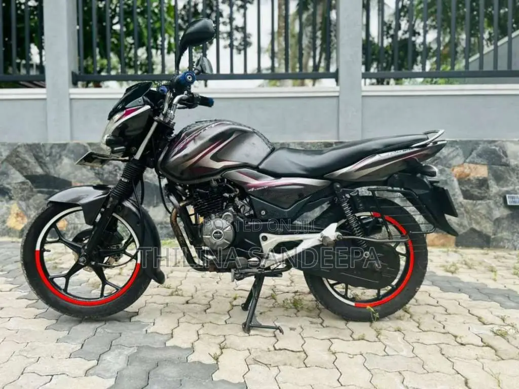 Bajaj Discover 125M 2015 Motorbike (Used)
