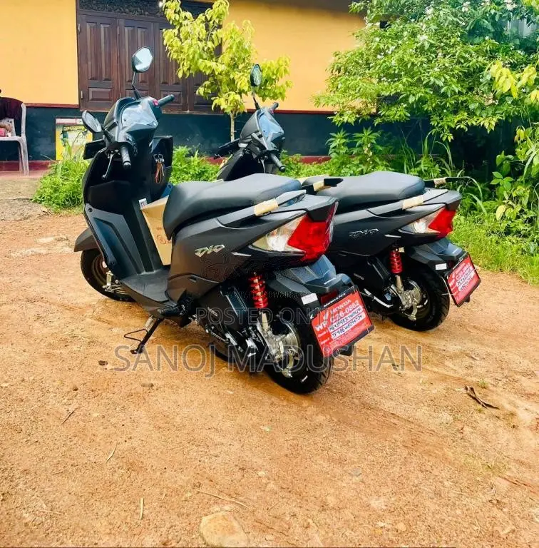 Honda Dio DLX 2026 Motorbike (Used)