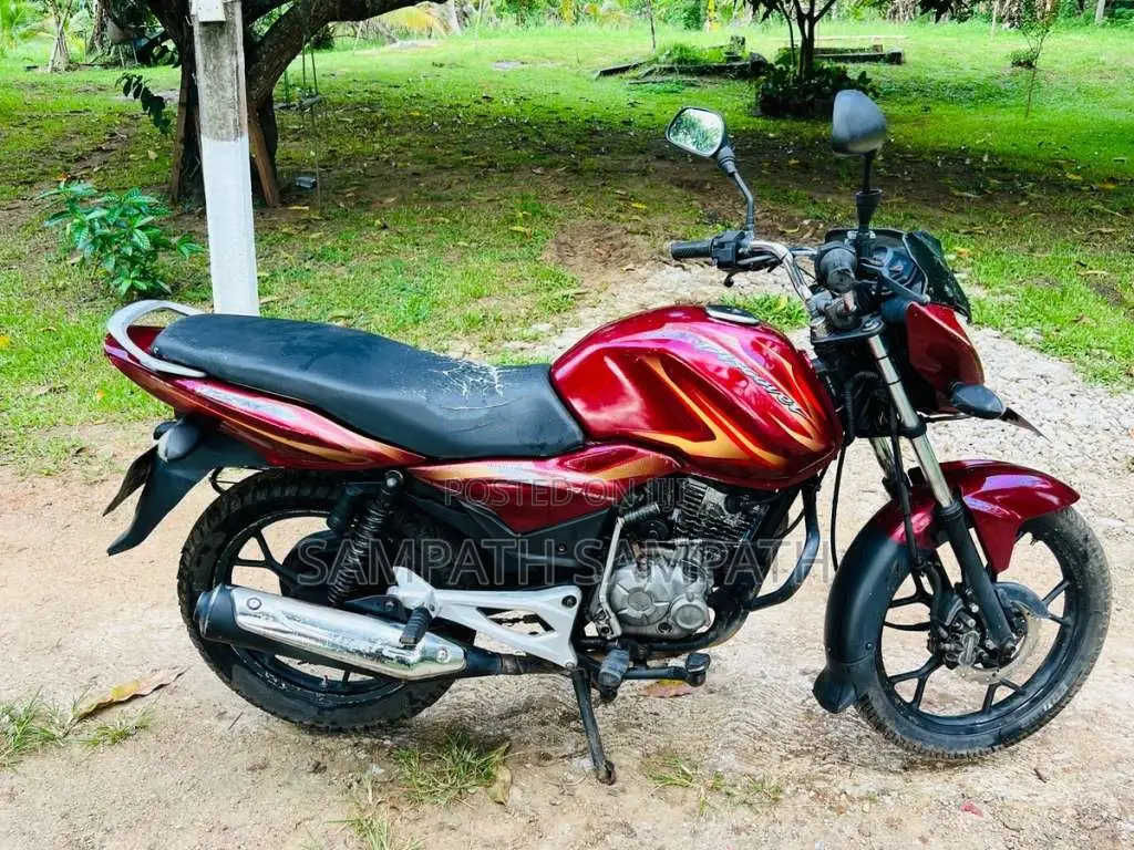 Bajaj Discover 2015 Motorbike (Used)