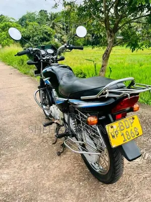 Bajaj CT-100 2016 Motorbike (Used)