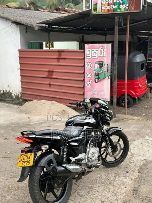Bajaj Pulsar 150 2015 Motorbike (Used)
