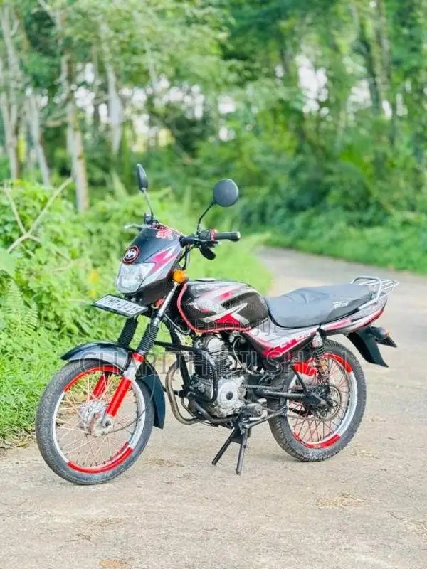 Bajaj CT-100 2005 Motorbike (Used)